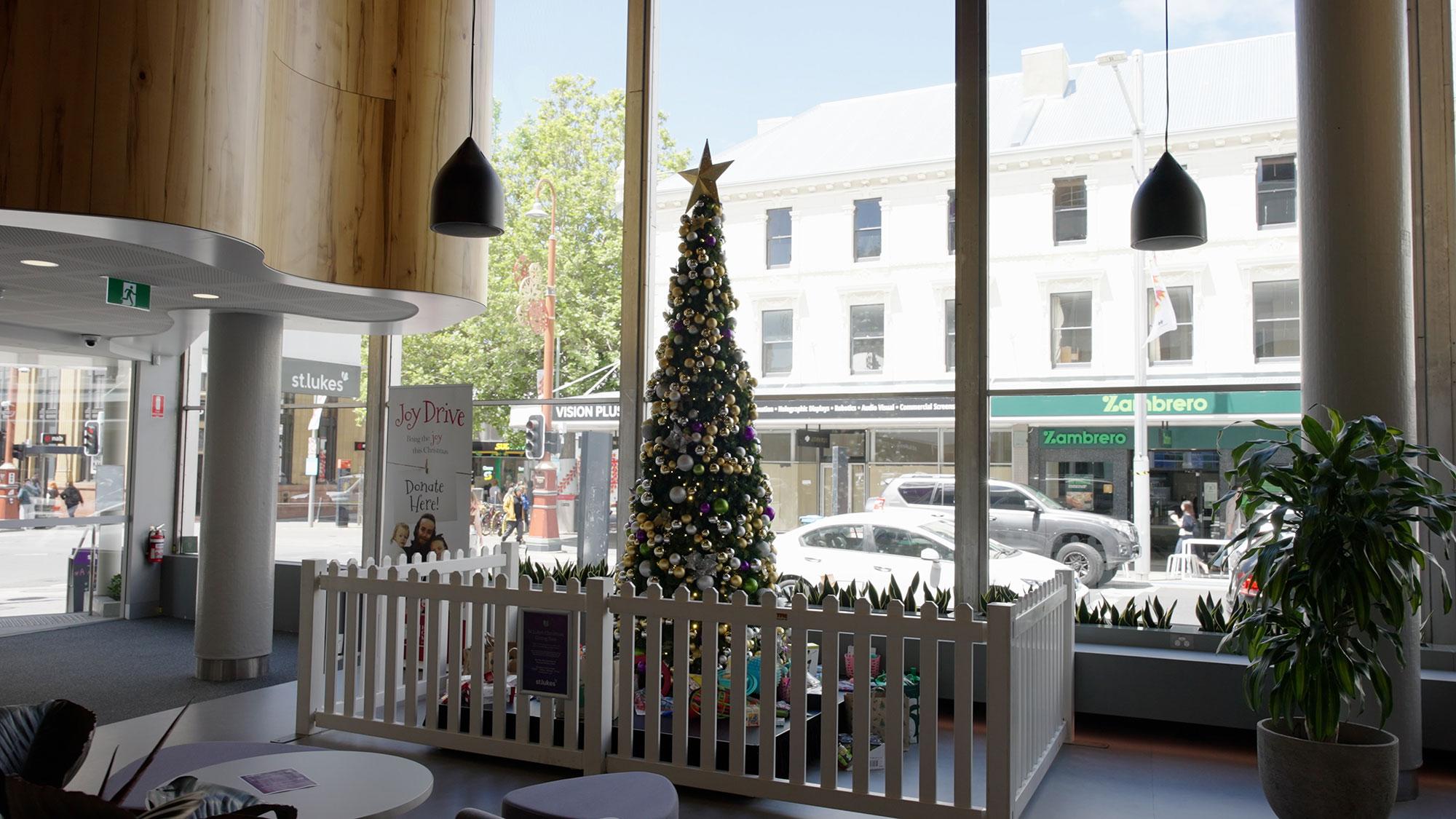 Get Creative - Baubles & Ornaments Craft Pop-up