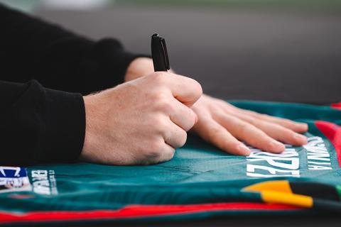 JackJumpers Player Signing Session