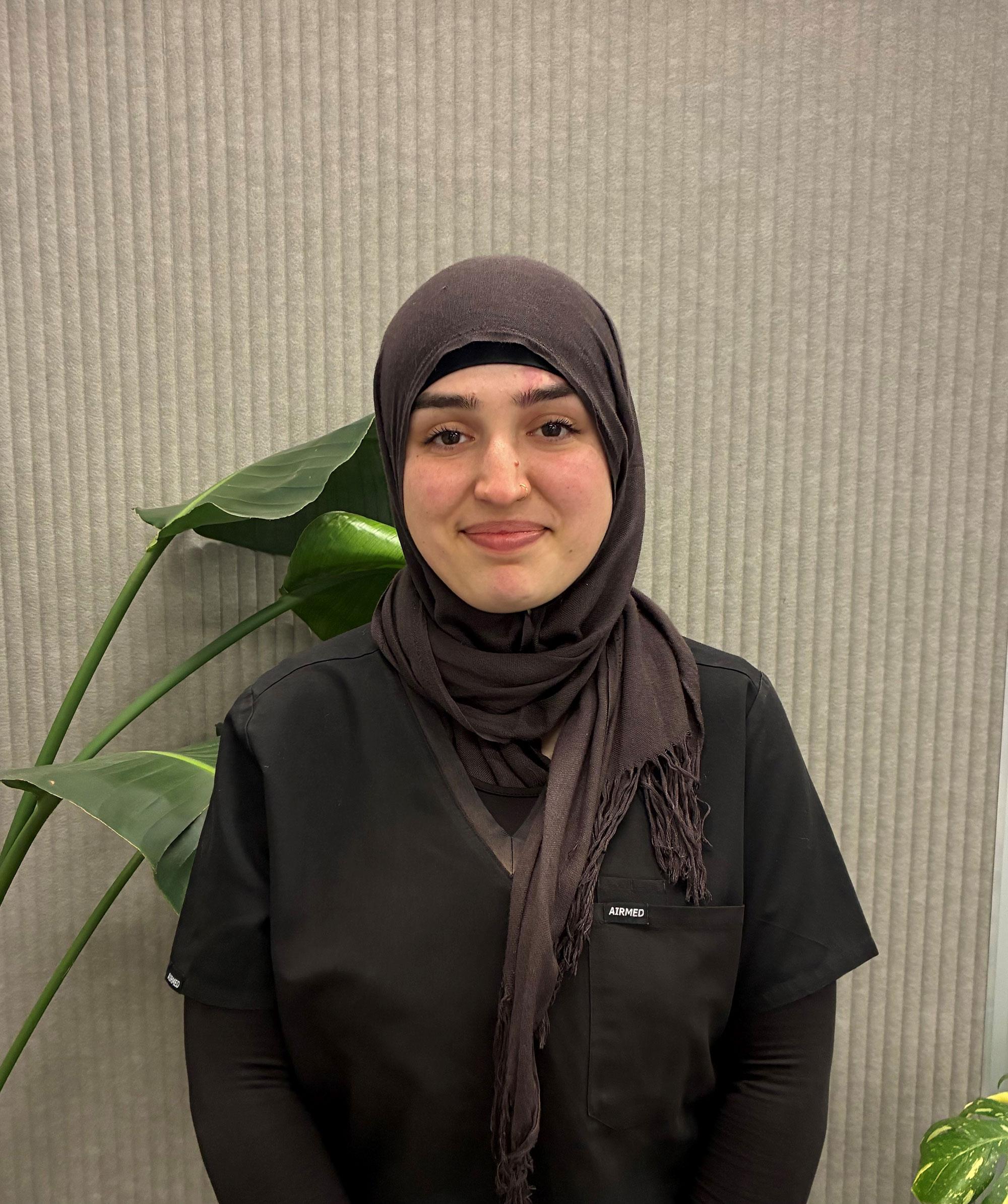 Ambreen Afridi – Oral Health Therapist